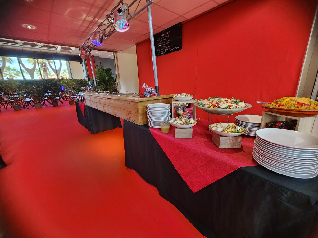 Buffet location Chafing Dish, vaisselle