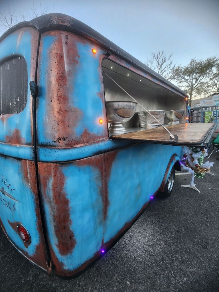 Marcus Drink Bar, remorque réfrigirée intérieur et extérieur